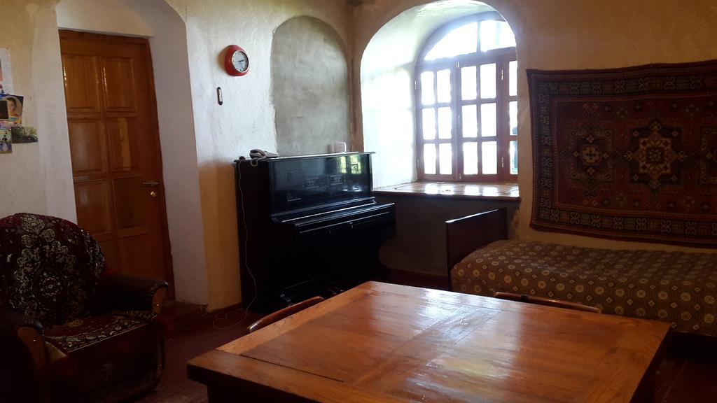 Guest House Shota Szenaki Kültér fotó