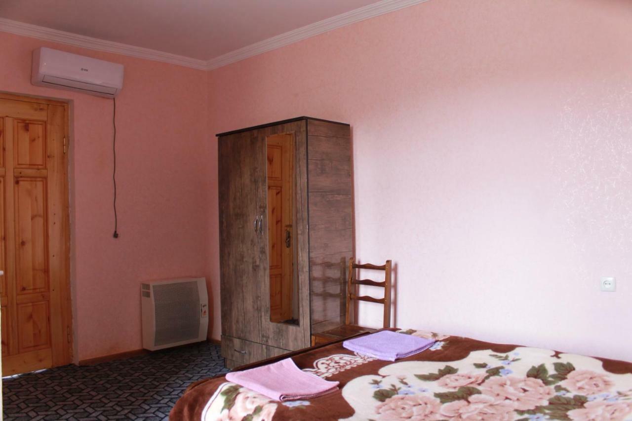 Guest House Shota Szenaki Kültér fotó