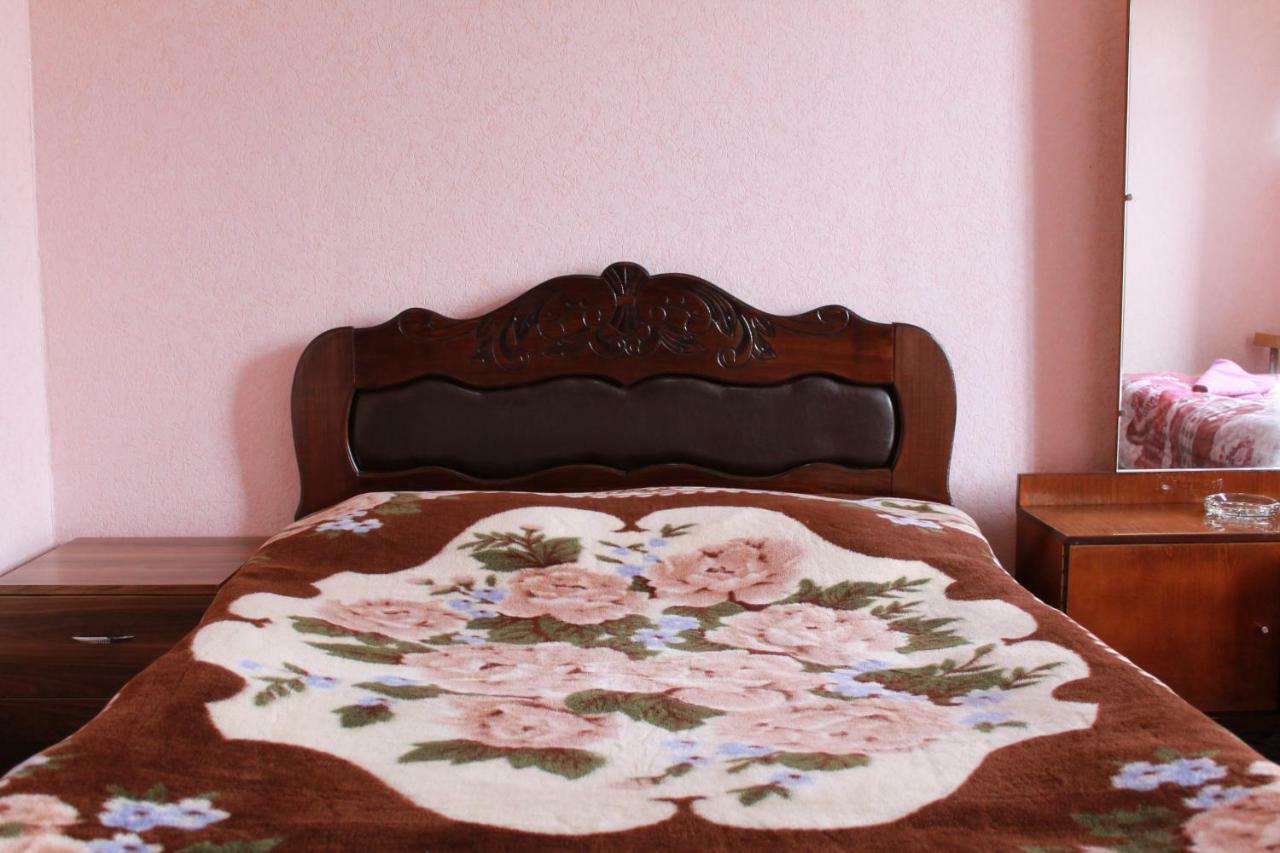 Guest House Shota Szenaki Kültér fotó